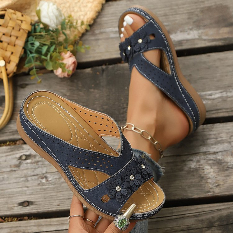 2025 New style of European and American large-sized retro flower-patterned flip-flops, casual beach fish-mouth one-shoulder flip-flops Specification drawing