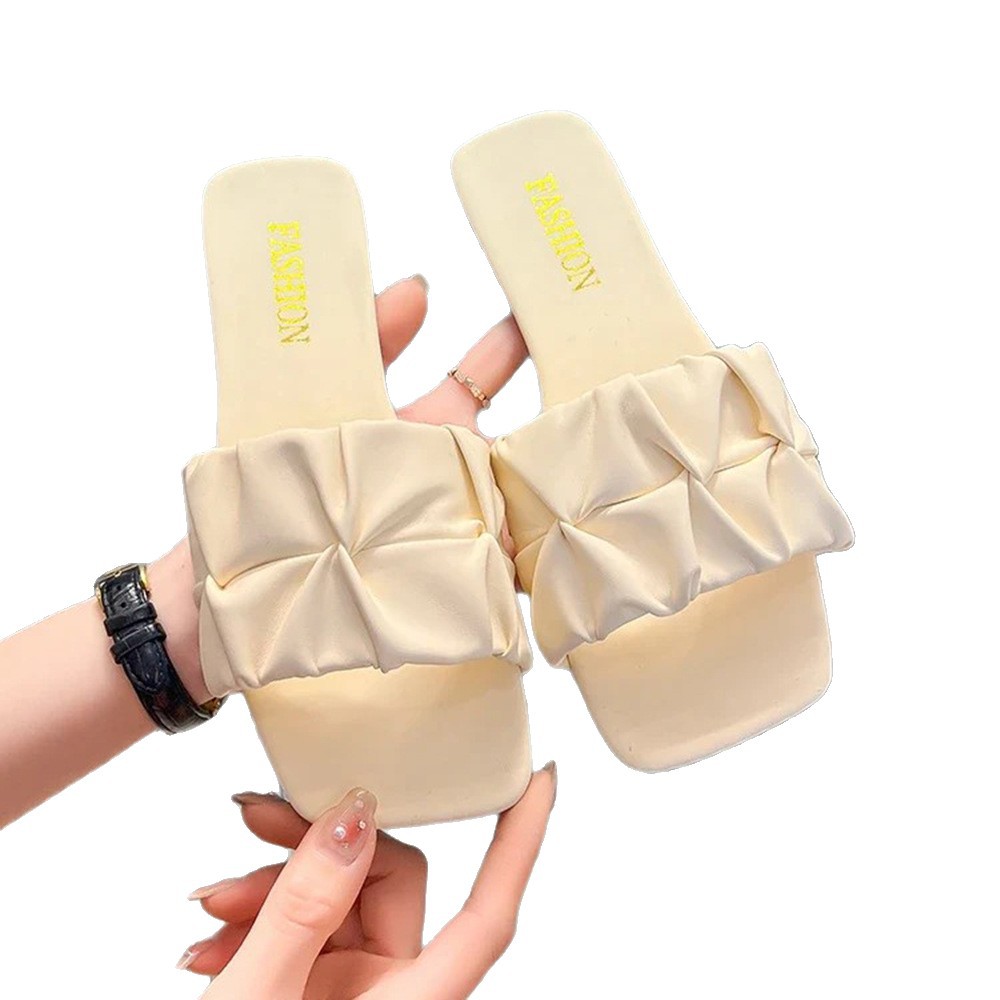Cross-border 2025 New style pleated slippers for women's summer outerwear, flat and versatile, foreign trade beach cool slippers, women's one-shoulder slippers Item Picture