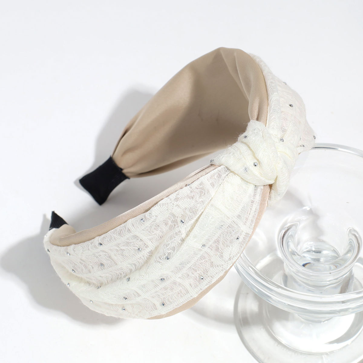 New fashionable and simple solid-color floral fabric knotted wide-edge headband satin high-end rhinestone headband hair accessory Item Picture