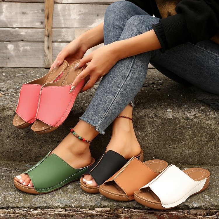 Cross-border European and American foreign trade 2025 Spring/Summer new cool drag women's shoes: Comfortable wedge heel thick-soled simple and casual outdoor slippers full figure