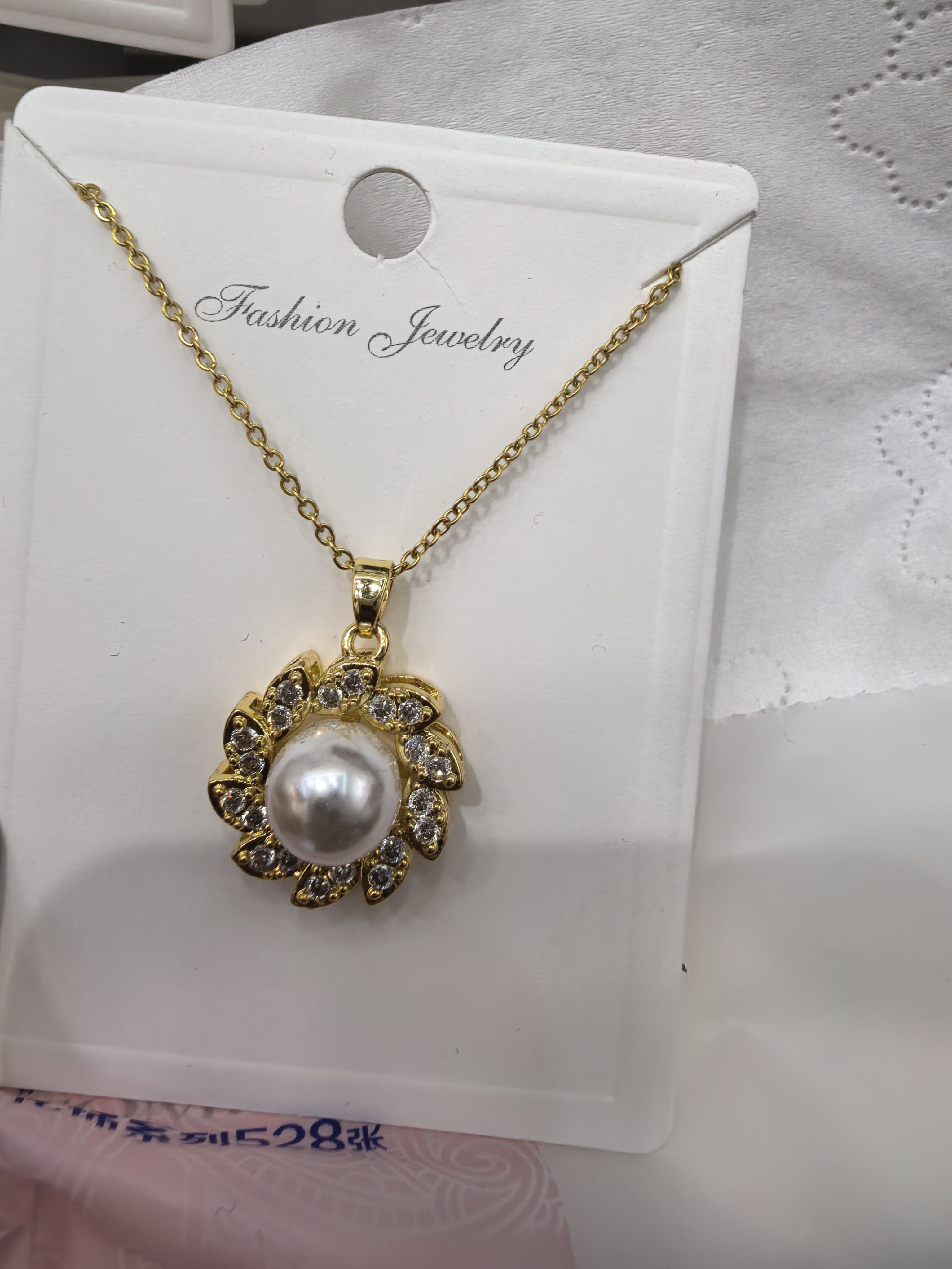 法式高高端风，优雅气质珍珠项链，2025最新款式。