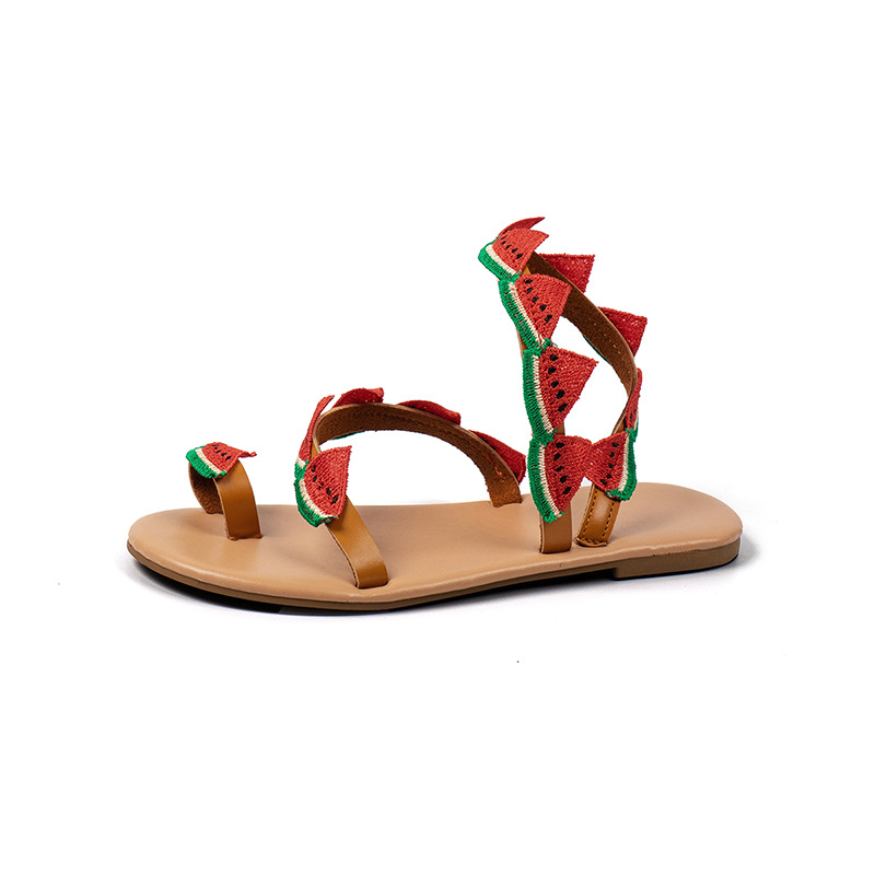 Southeast Asian trade cartoon strawberry flat sandals for women, new Bohemian flip-toe beach sandals on Amazon Item Picture