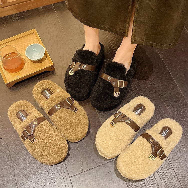 Fashionable muffin thick-soled toe cap half-slipper women's outerwear 2025 new autumn and winter lambskin wool shoes with velvet cotton slippers Application Scenario