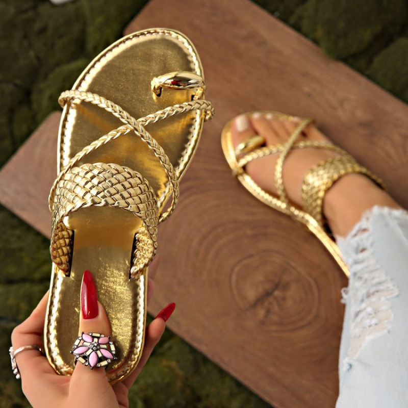 Women's 2024 new style woven flip-toe casual flat sandals for foreign trade, large size 43Sanda Roman beach shoes full figure
