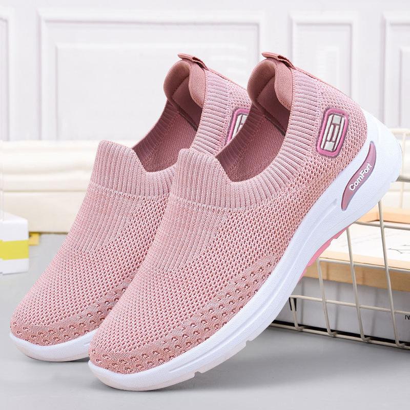 Women's autumn new style cloth shoes, foreign trade women's shoes, casual mom shoes, flying woven sock shoes, soft-soled sports shoes for women full figure