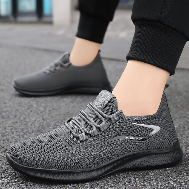 Direct sales, consignment and wholesale of men's breathable and casual sports shoes for export in autumn. Fiber-woven soft-soled shoes for men Application Scenario