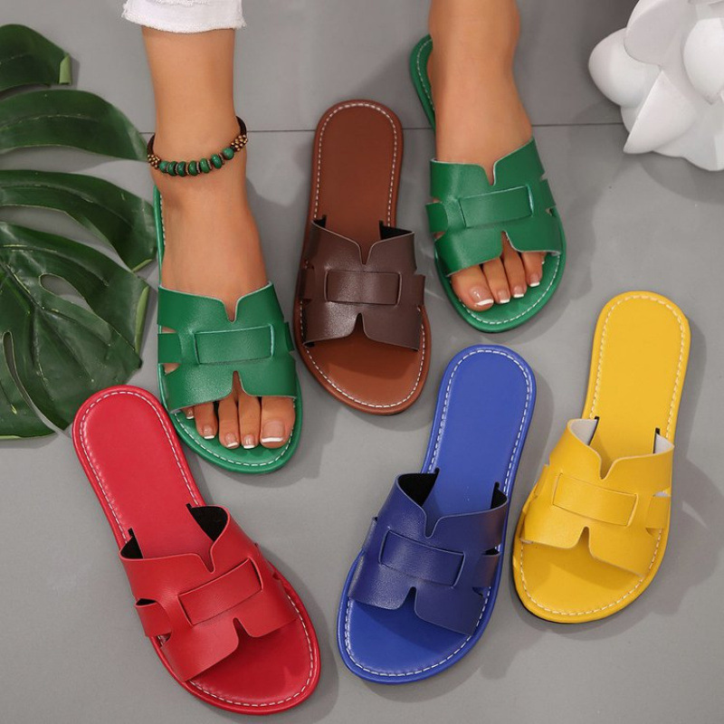 Summer 2025 new style of large-sized flat women's slippers for foreign trade, round toe leather patchwork solid color slippers, beach flip-flops for women Specification drawing
