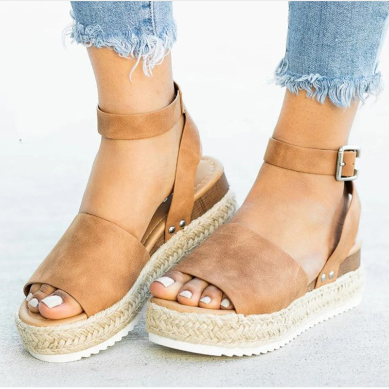 Summer new cross-border wish oversized sandals for women, thick-soled leopard print round toe belt buckle fashionable and casual sandals Item Picture