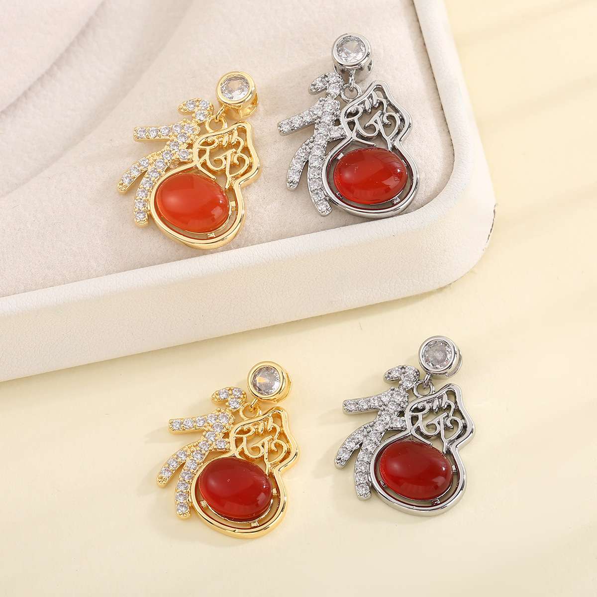 红色中国风吉祥葫芦福字吊坠diy高级感红玛瑙手链项链铜镀18k真金 