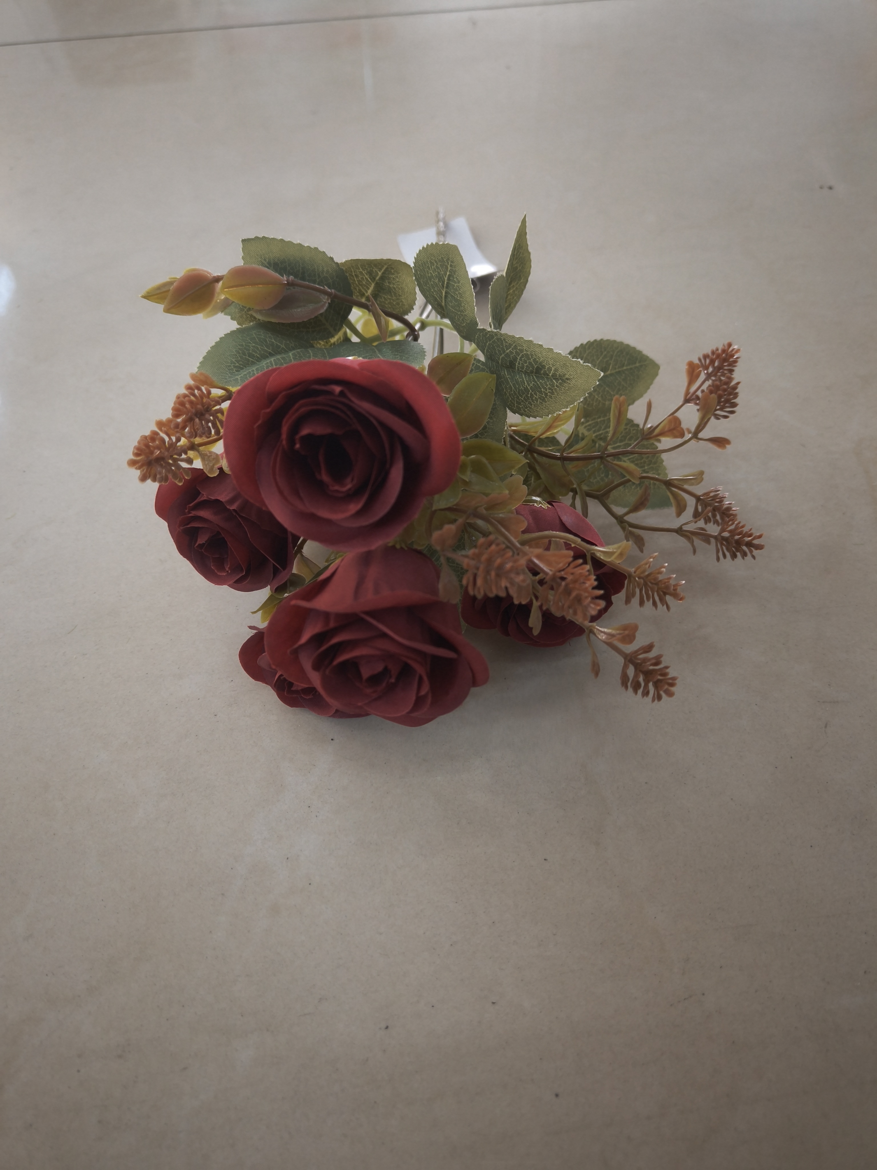 The living room decoration features artificial flowers and artificial flowers. The venue arrangement is a small bunch of 5-head sweet rose wedding artificial flowers, artificial flowers for women in 2025, forest-themed purple flowers and artificial flowers pic 2