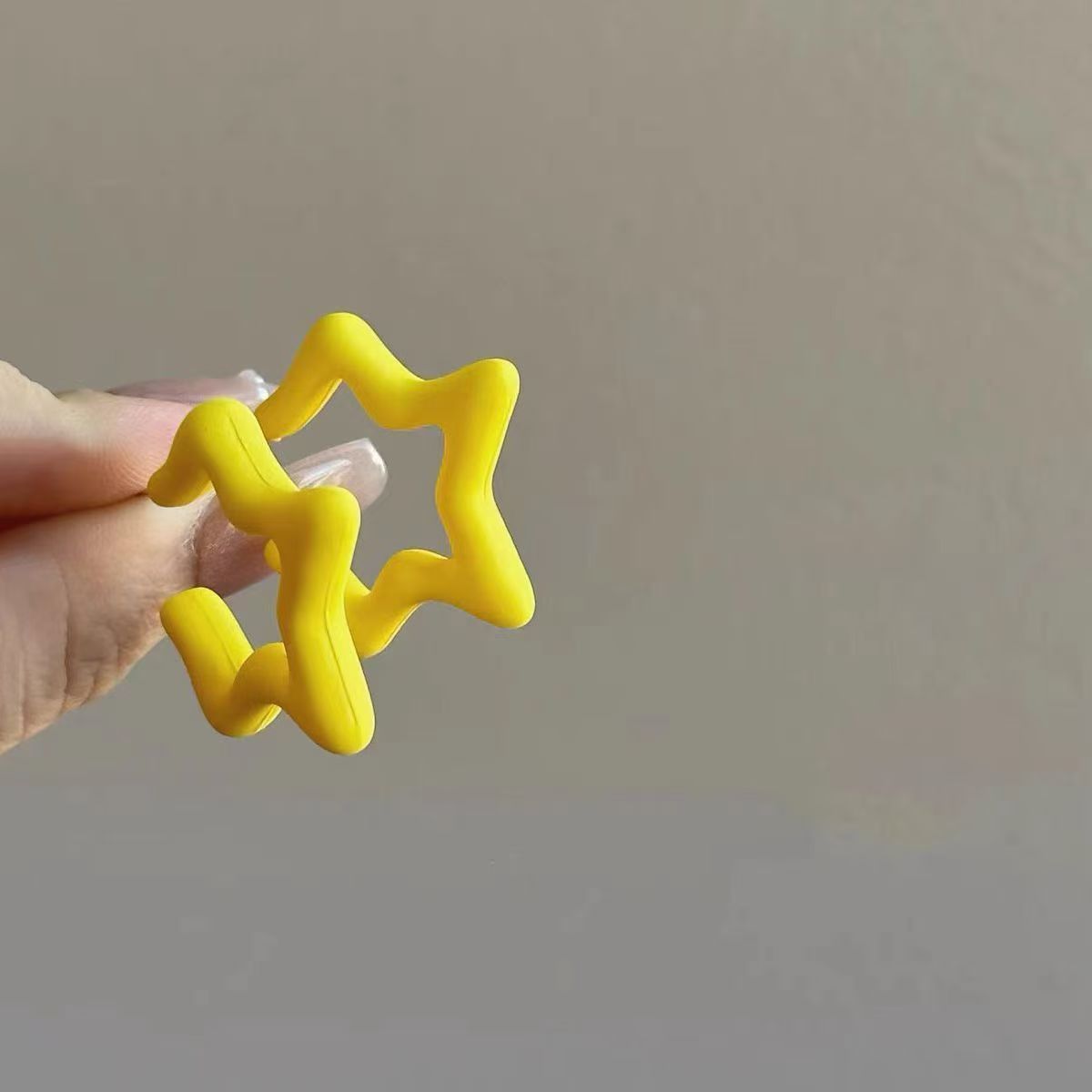 小众超萌可爱春天耳饰甜美黄色系精致小巧耳环多巴胺耳钉女饰品耳钉爆款流行详情图2