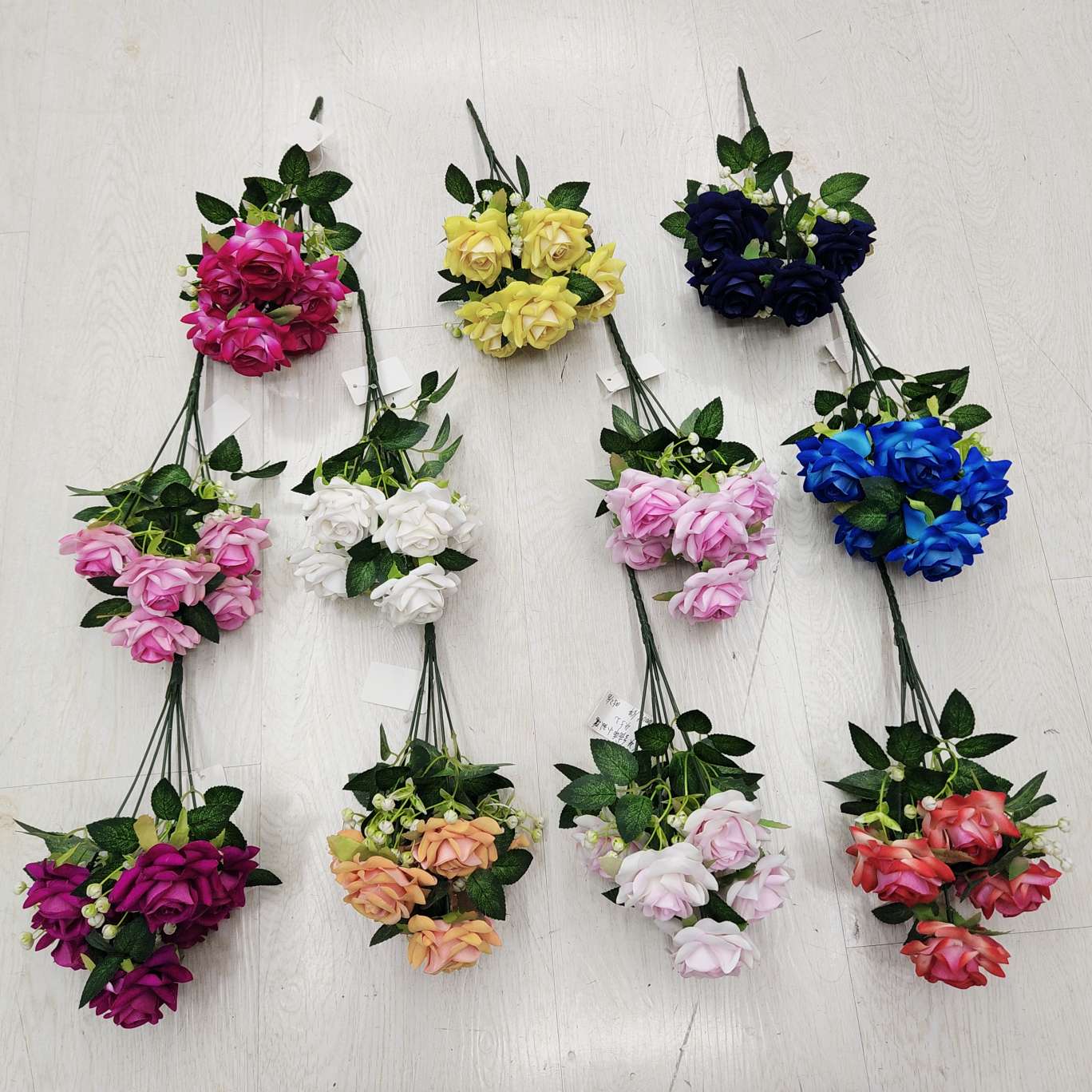 6-head velvet rose office simulation garden rose pole torch carnival night guide, electroplated crochet bouquet decoration