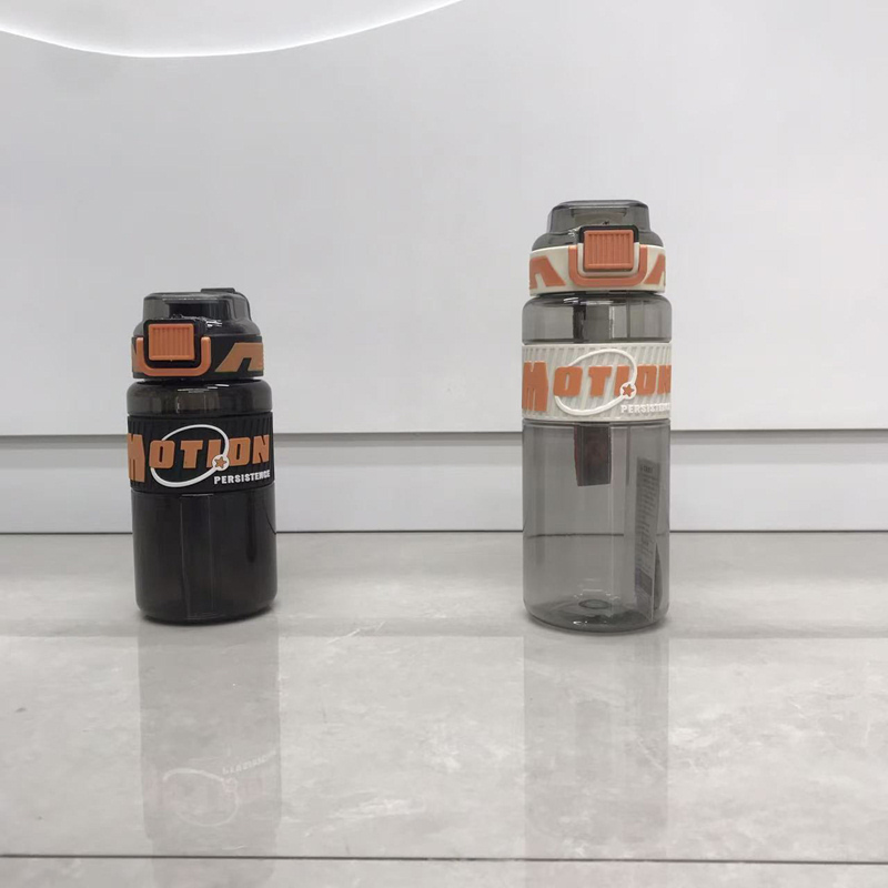 多色运动吸管水杯 便携防漏大容量水壶 户外健身学生随手杯详情3