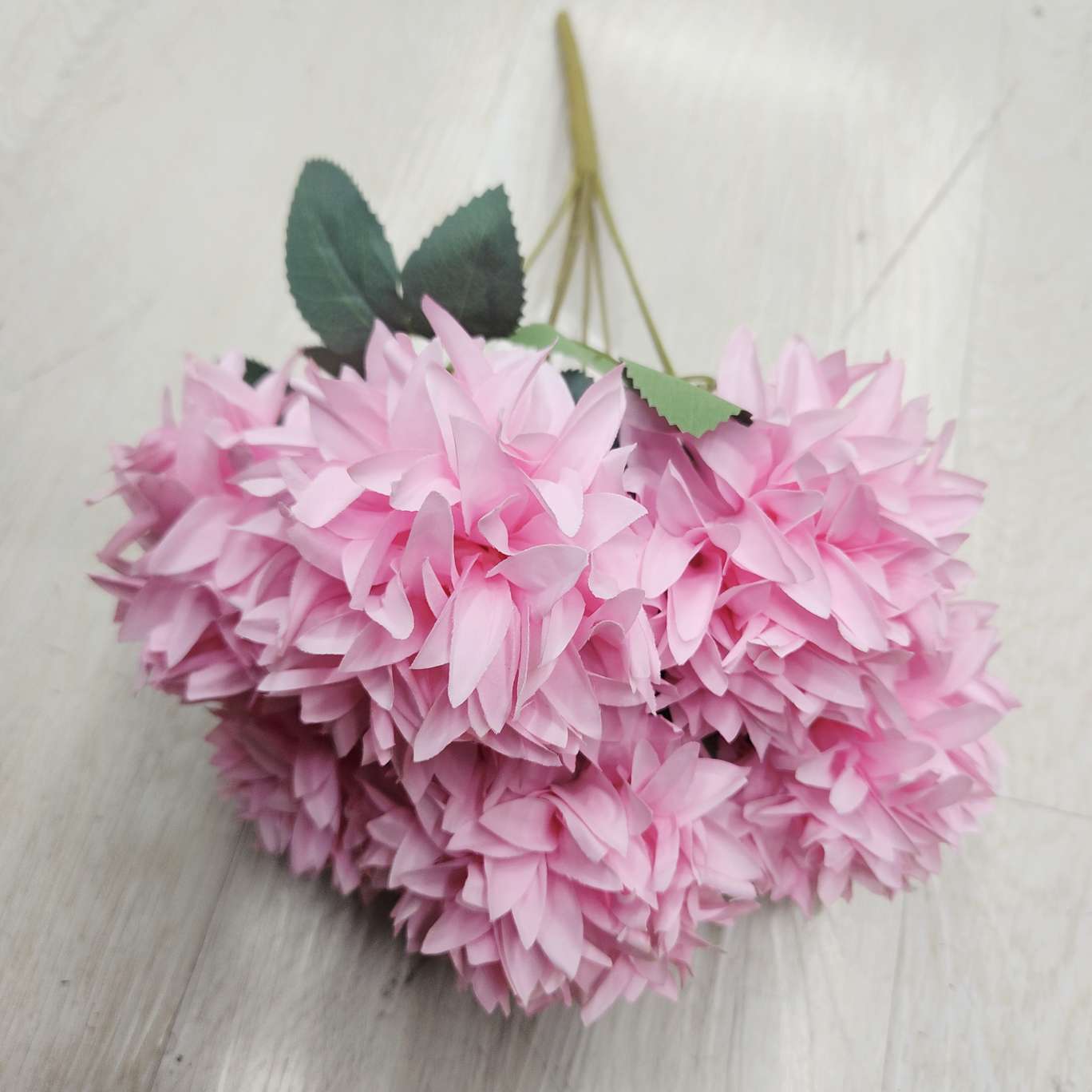 7 spined balls, office simulation garden rose poles, torches, carnival night guides, electroplated crochet flower bouquets, decorative items Item Picture