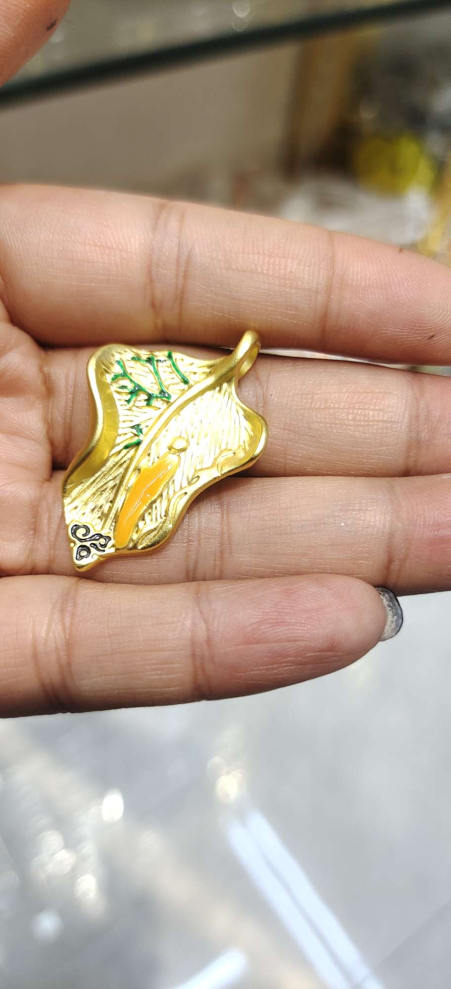 A wide range of creative and eclectic decorative accessories and accessories are available for selection details Picture