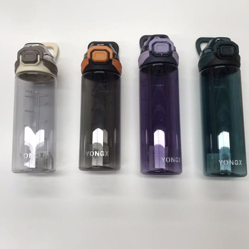大容量运动水杯 630/700ml 便携吸管杯 健身户外防漏塑料水壶详情4