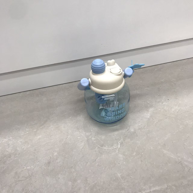 萌趣星星儿童吸管水杯 防漏便携宝宝学饮杯 卡通造型幼儿园喝水杯详情3