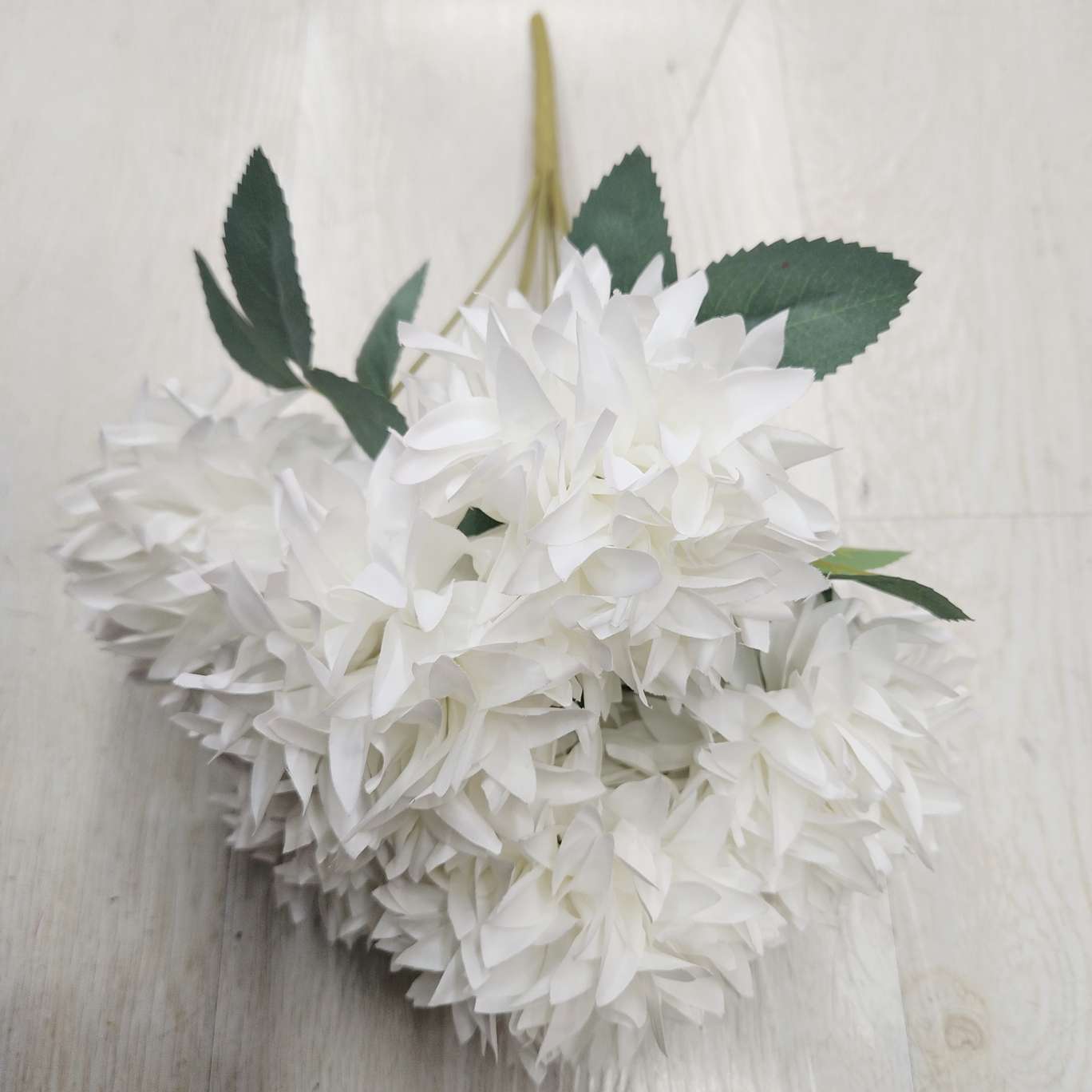 7 spined balls, office simulation garden rose poles, torches, carnival night guides, electroplated crochet flower bouquets, decorative items details Picture