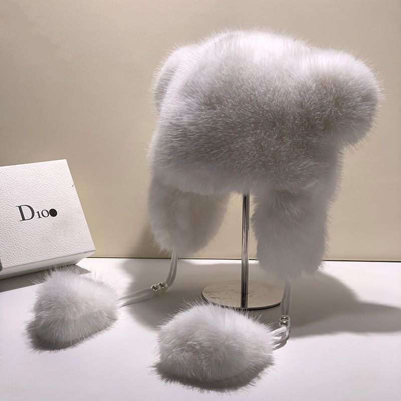 冬季可爱新款狐狸毛皮浣熊帽子毛毛保暖雷锋时尚加厚甜美洋气护耳