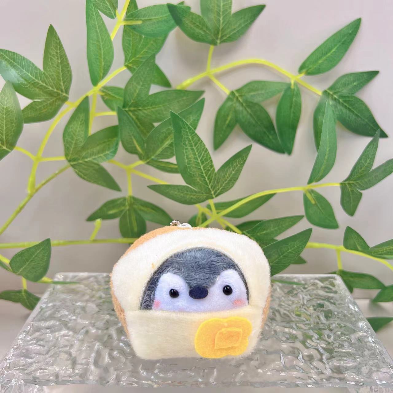 Japanese-style positive energy penguin plush toy pendant, the same style penguin pendant toy keychain as on Instagram and Xiaohongshu pic 5