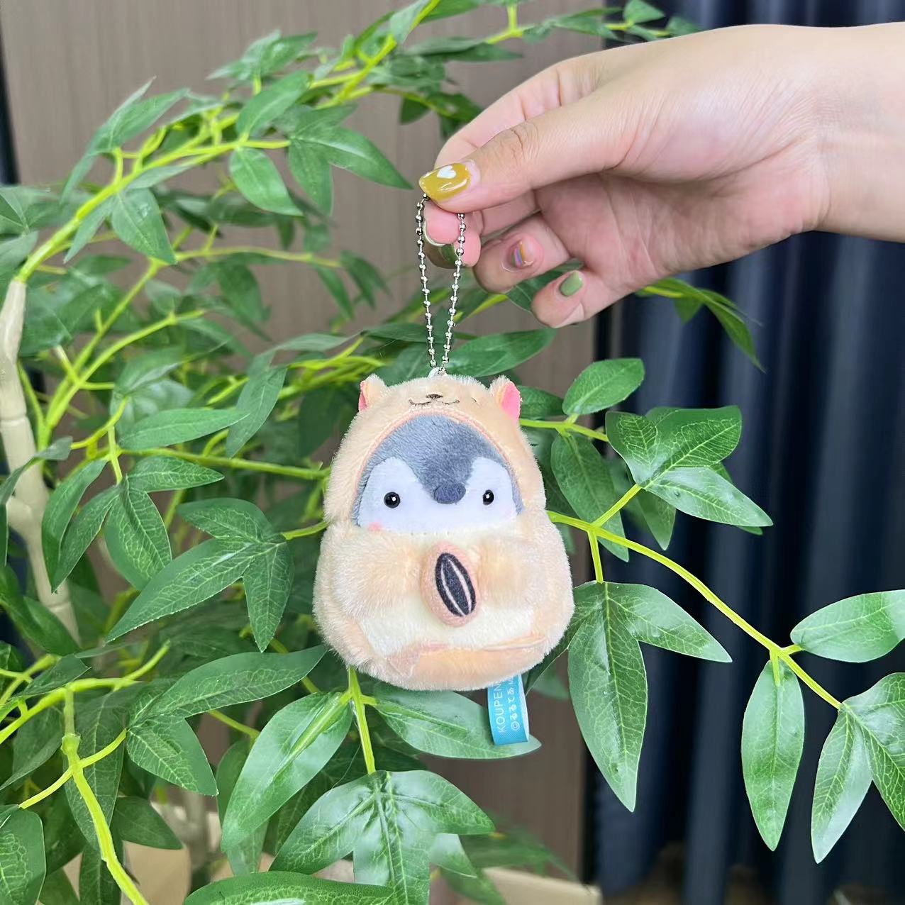 Japanese-style positive energy penguin plush toy pendant, the same style penguin pendant toy keychain as on Instagram and Xiaohongshu pic 3