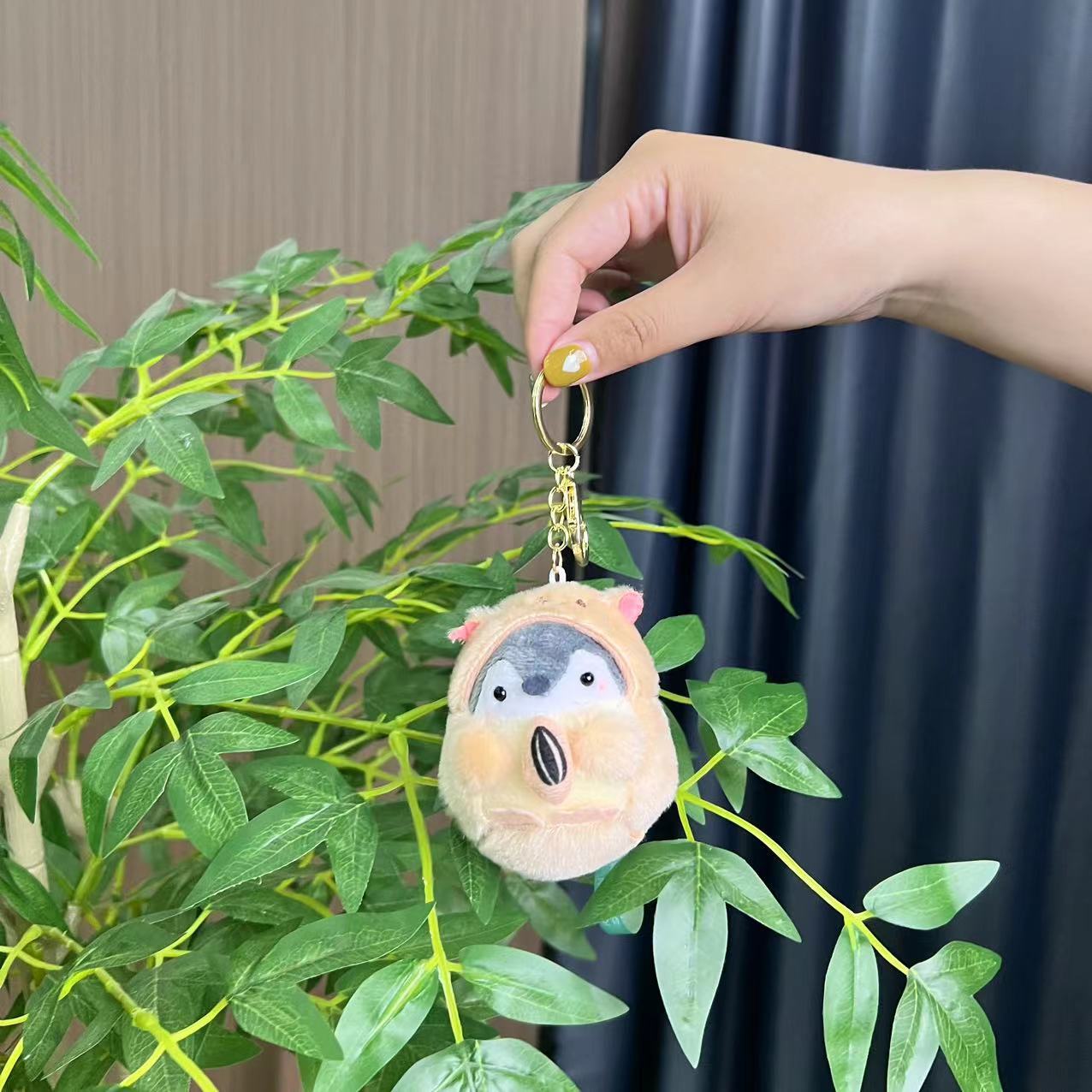 Japanese-style positive energy penguin plush toy pendant, the same style penguin pendant toy keychain as on Instagram and Xiaohongshu Specification image