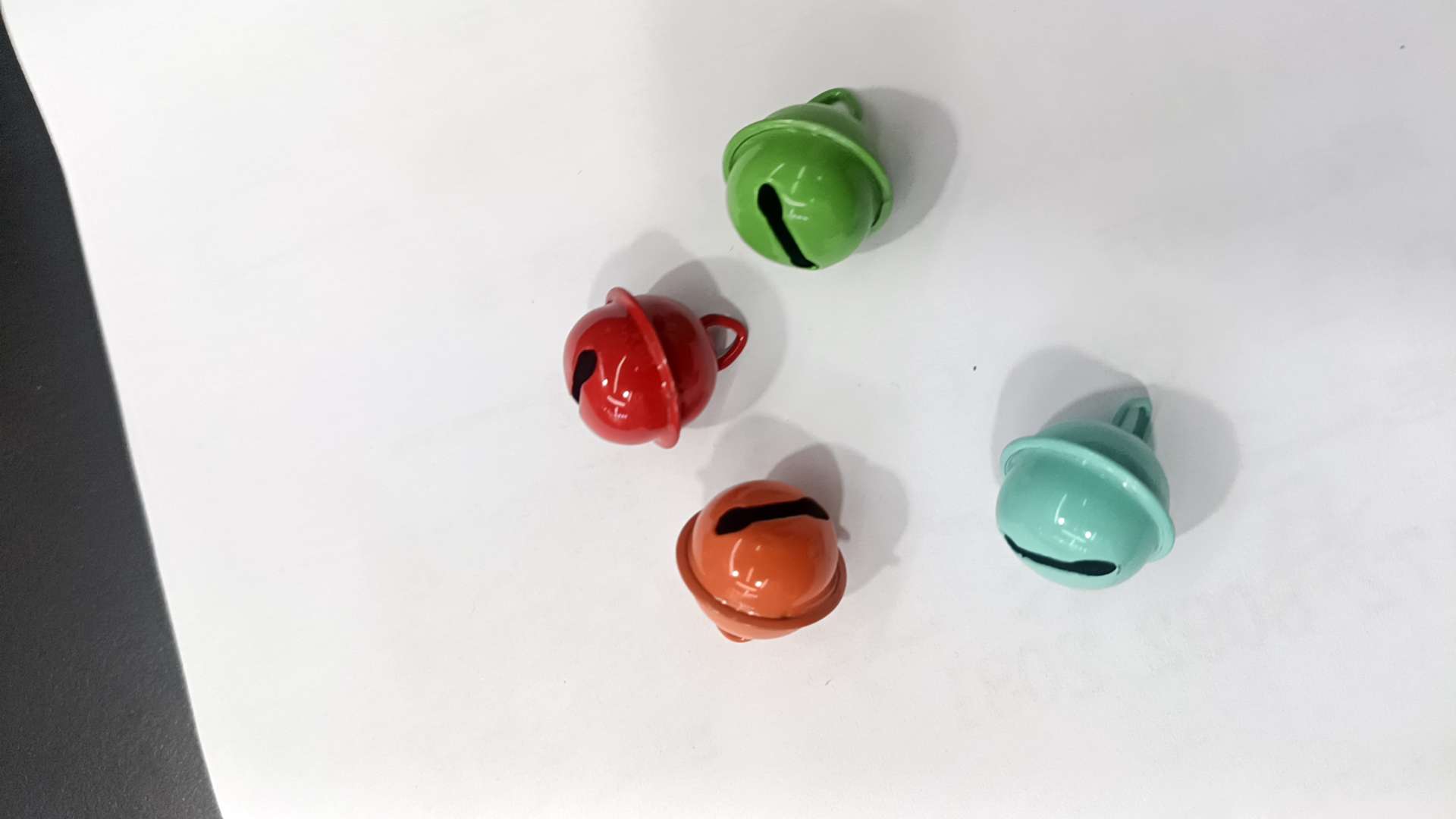 一字烤漆糖果色铃铛挂件彩色宠物圆铃铛圣诞DIY钥匙扣配件