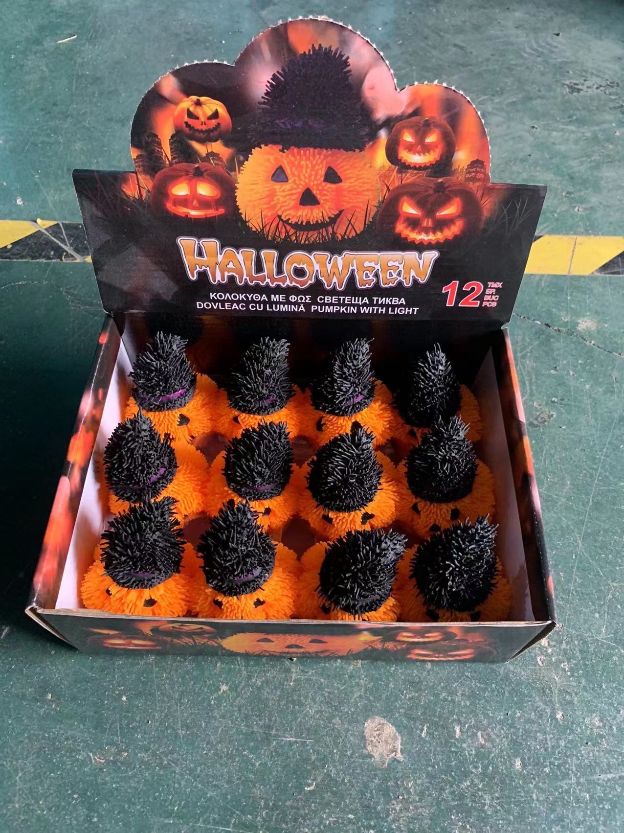 Factory Direct Sale Halloween Flashing Pointed Hat Pumpkin Stress-Relief Plush Ball Cute Pumpkin Head Squeeze Toy Fun Specification drawing