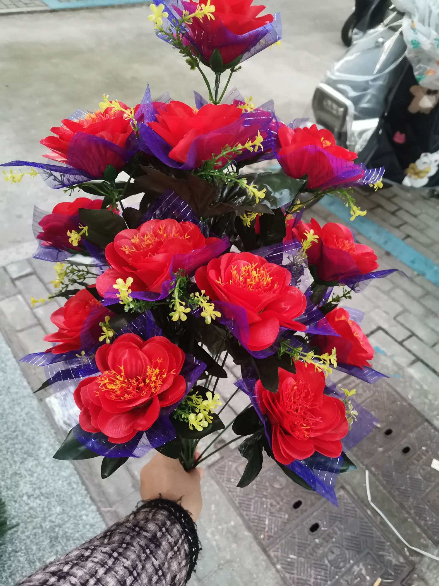 Brilliant flower Art, artificial silicone flowers, Spring Garden artificial flowers, plastic flowers for tomb-sweeping in Hebei Specification image