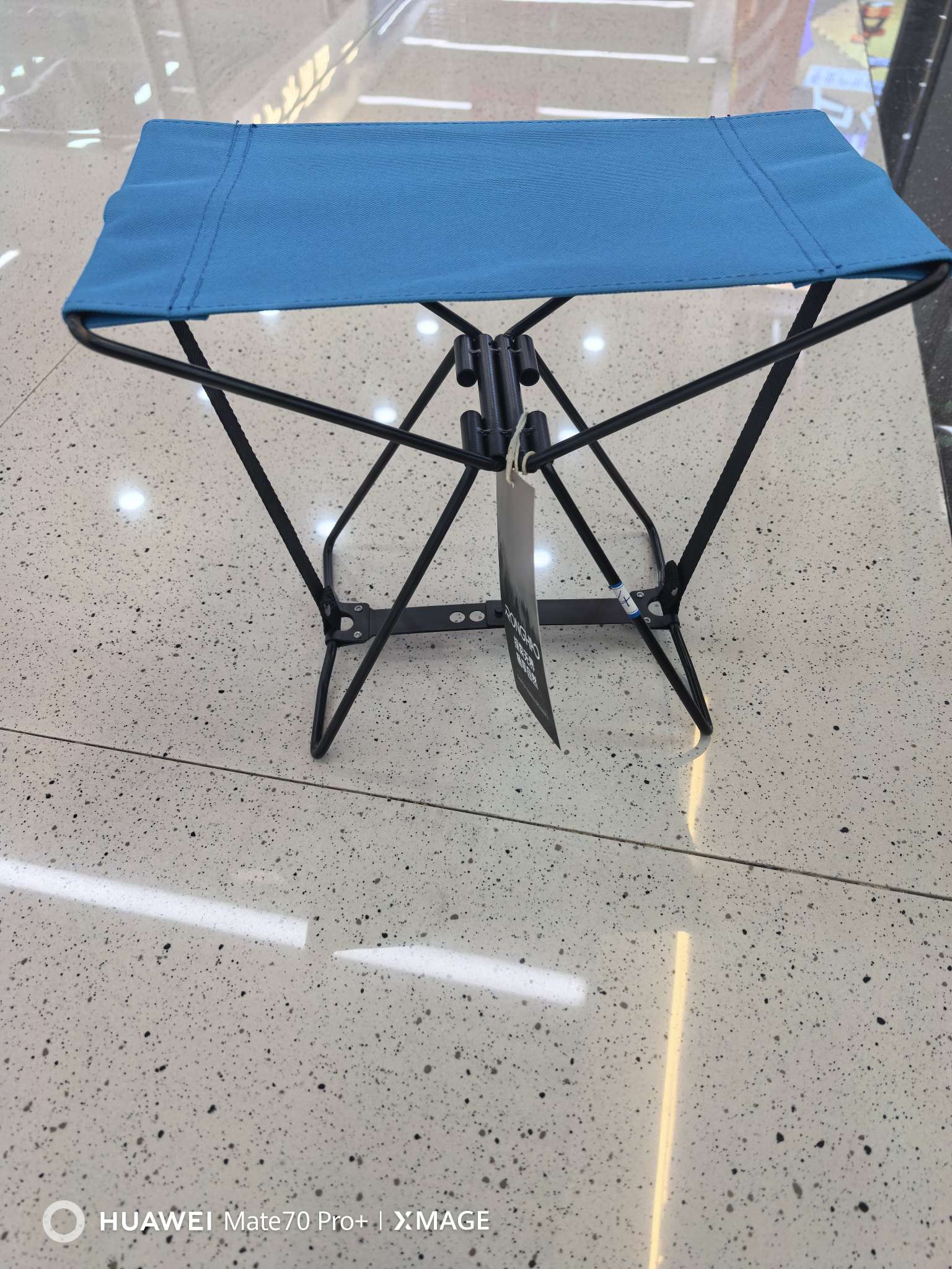 手提折叠凳产品图