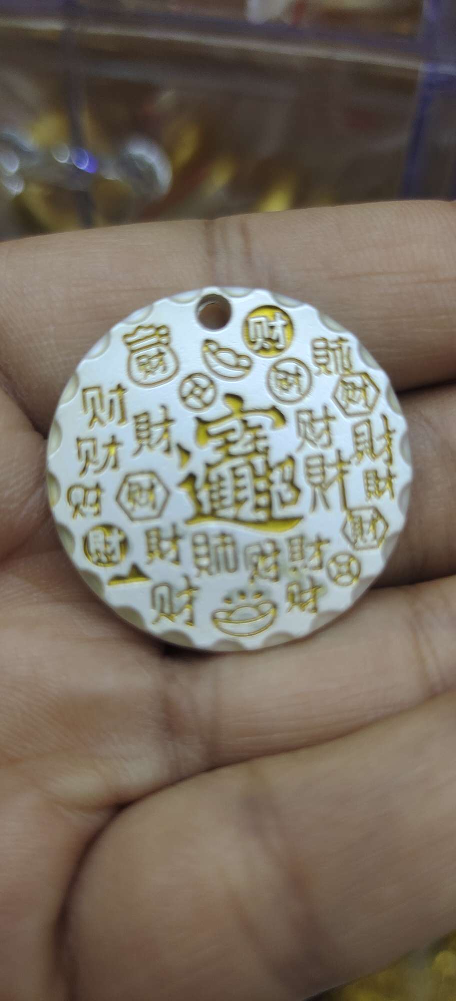 时尚饰品配件多款精选个性装饰品配件多样选择丰富搭配装扮饰品配件合集白底实物图