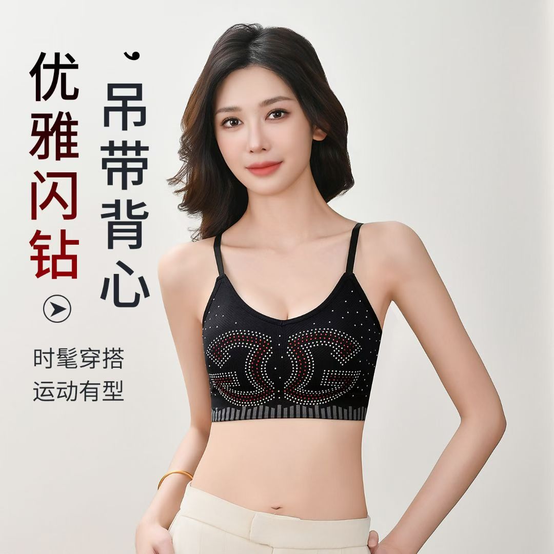The adjustable shoulder straps of the bra make the back look beautiful and wrap around the chest Specification drawing