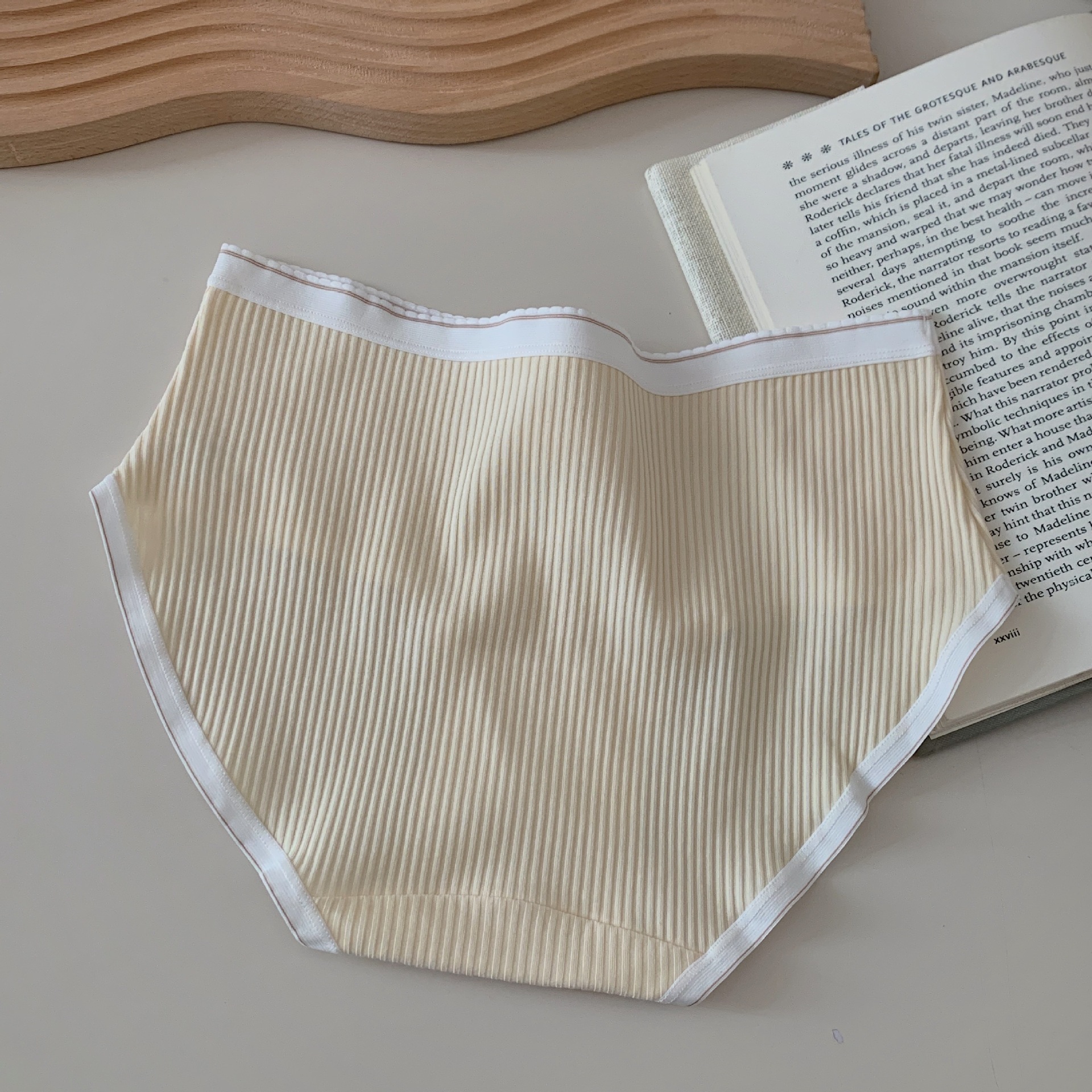 American-style underwear for women, pure cotton sporty, antibacterial crotch, all-cotton extended, mid-waist, comfortable and hip-hugging underwear for girls Item Picture