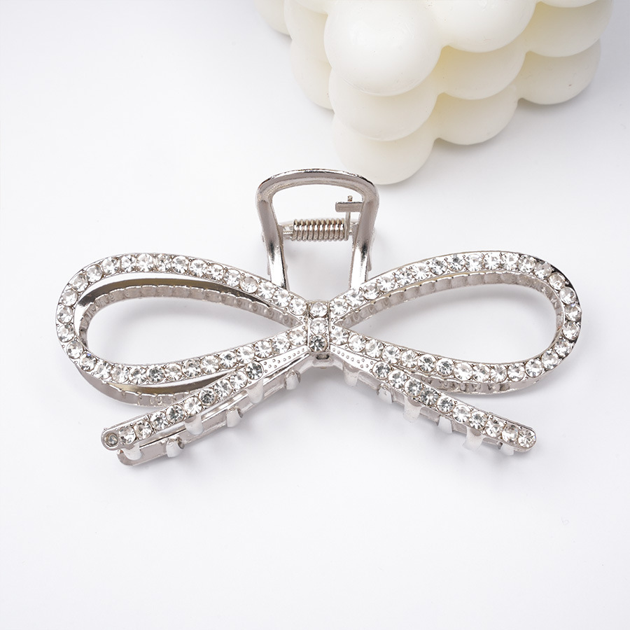 Korean version of ins water diamond bow clip, fugitive princess hair clip, alloy back of the head updo, shark hair clip accessory detail image 6