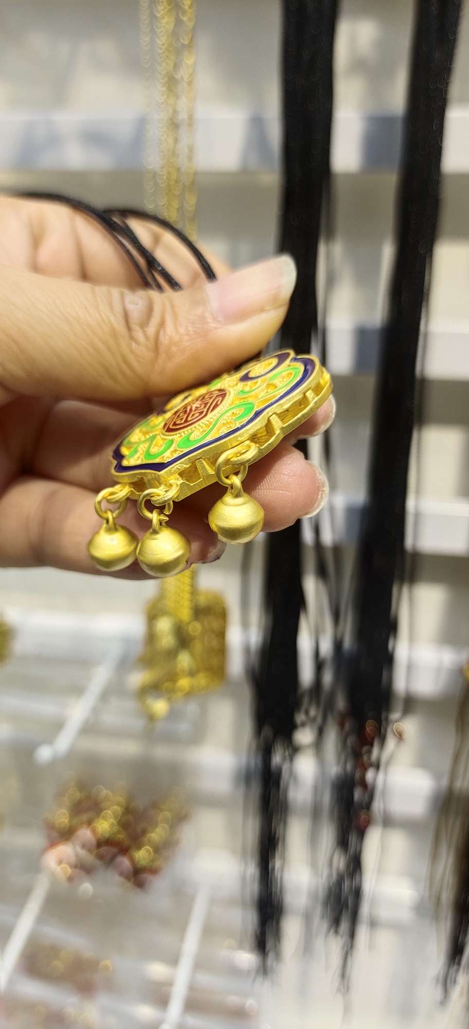A wide selection of fashionable accessories and accessories, personalized decorative accessories, and various combinations of accessories and accessories Application Scenario