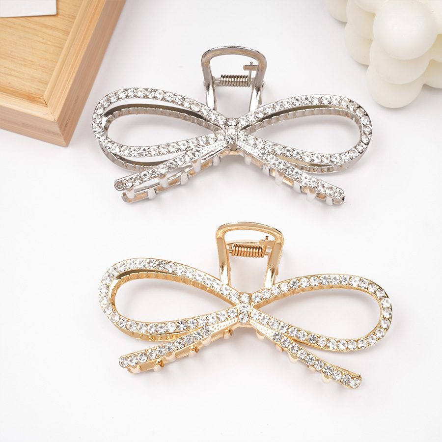Korean version of ins water diamond bow clip, fugitive princess hair clip, alloy back of the head updo, shark hair clip accessory detail image 2