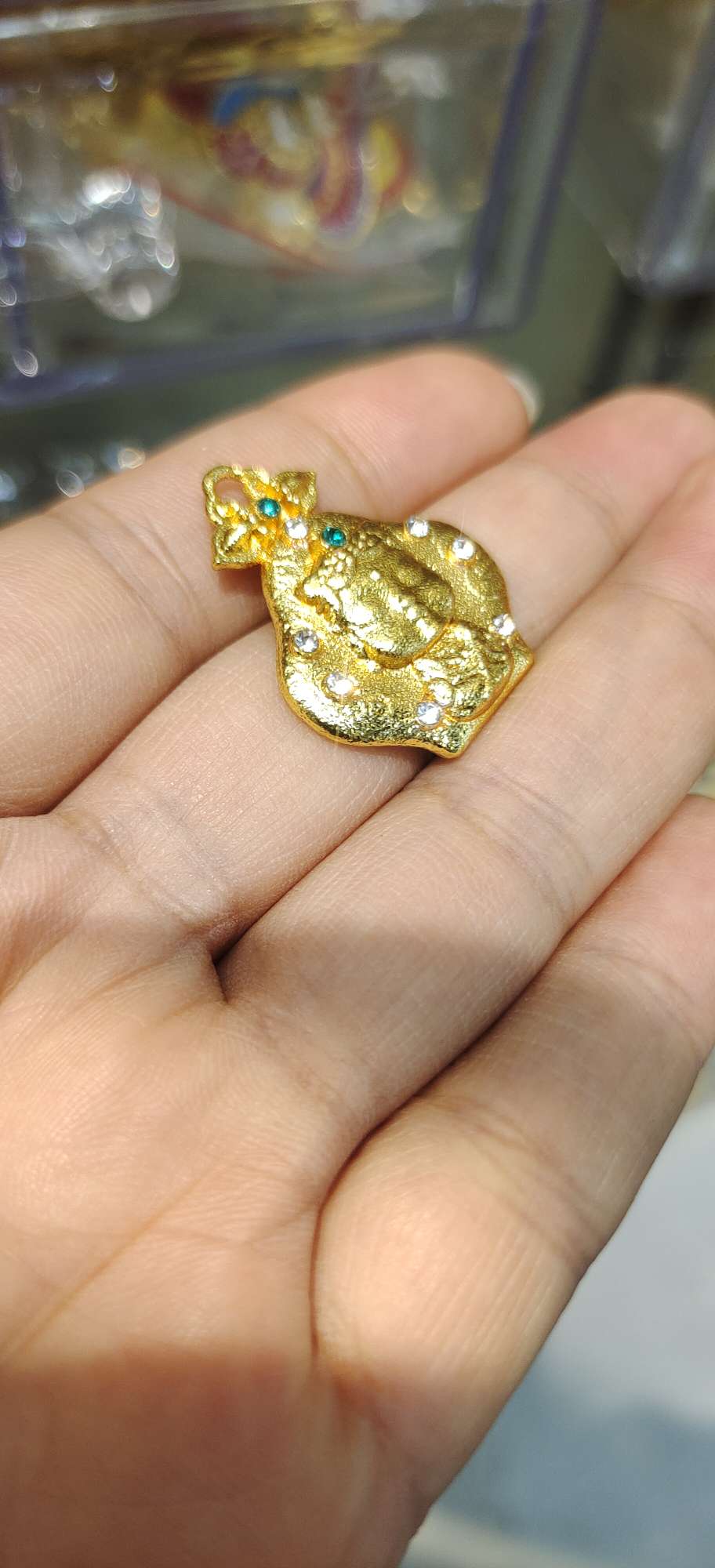 A wide range of fashionable accessories and accessories are carefully selected. They are versatile decorative accessories and creative combinations. There are various choices for accessories and accessories details Picture