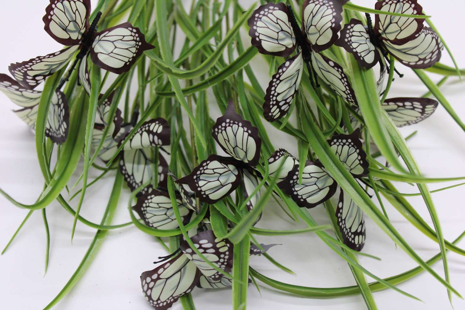 A variety of creative simulation handicrafts, handcrafted ornaments, gifts, decorative artworks and a large number of butterfly bouquets to choose from detail image 6