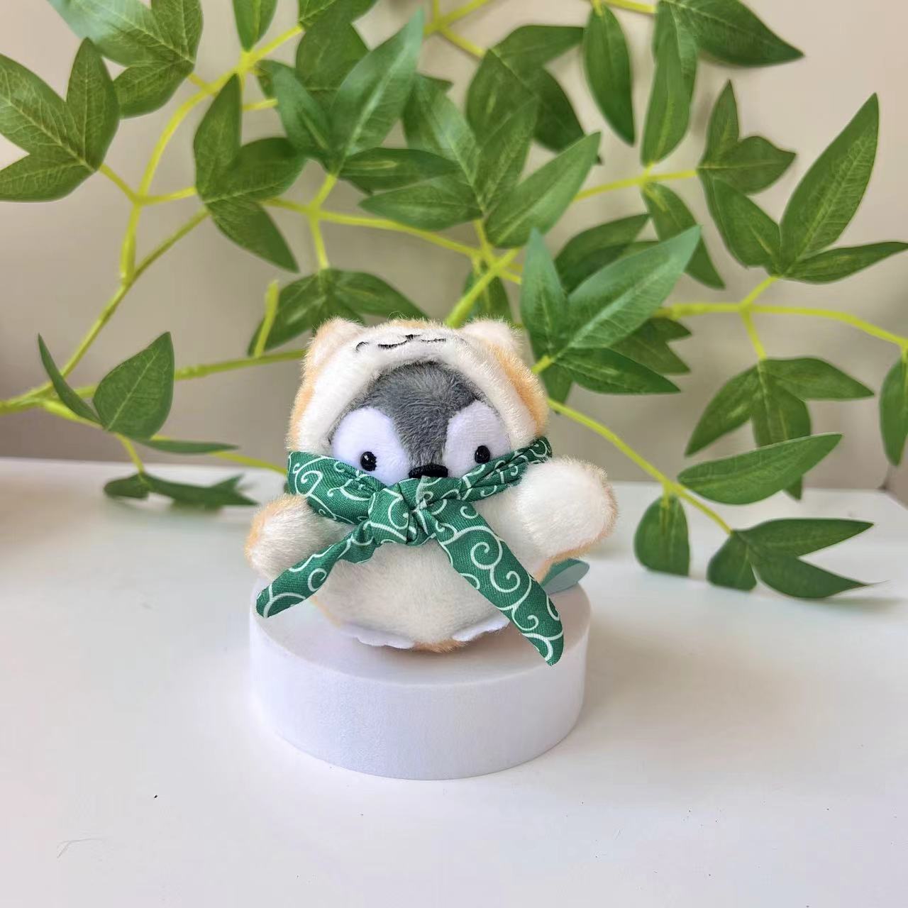 Japanese-style positive energy penguin plush toy pendant, the same style penguin pendant toy keychain as on Instagram and Xiaohongshu Item Picture