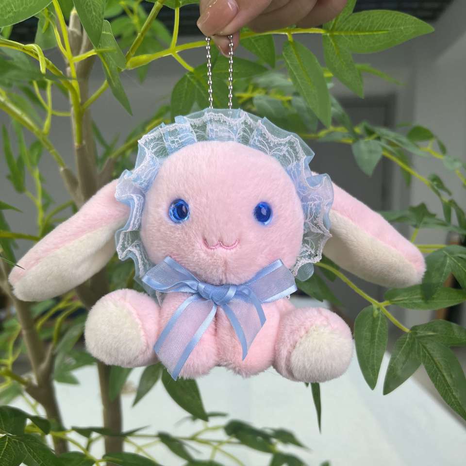 Cute bow, little rabbit, plush toy, dog doll, schoolbag pendant, keychain, claw machine claw doll Application Scenario