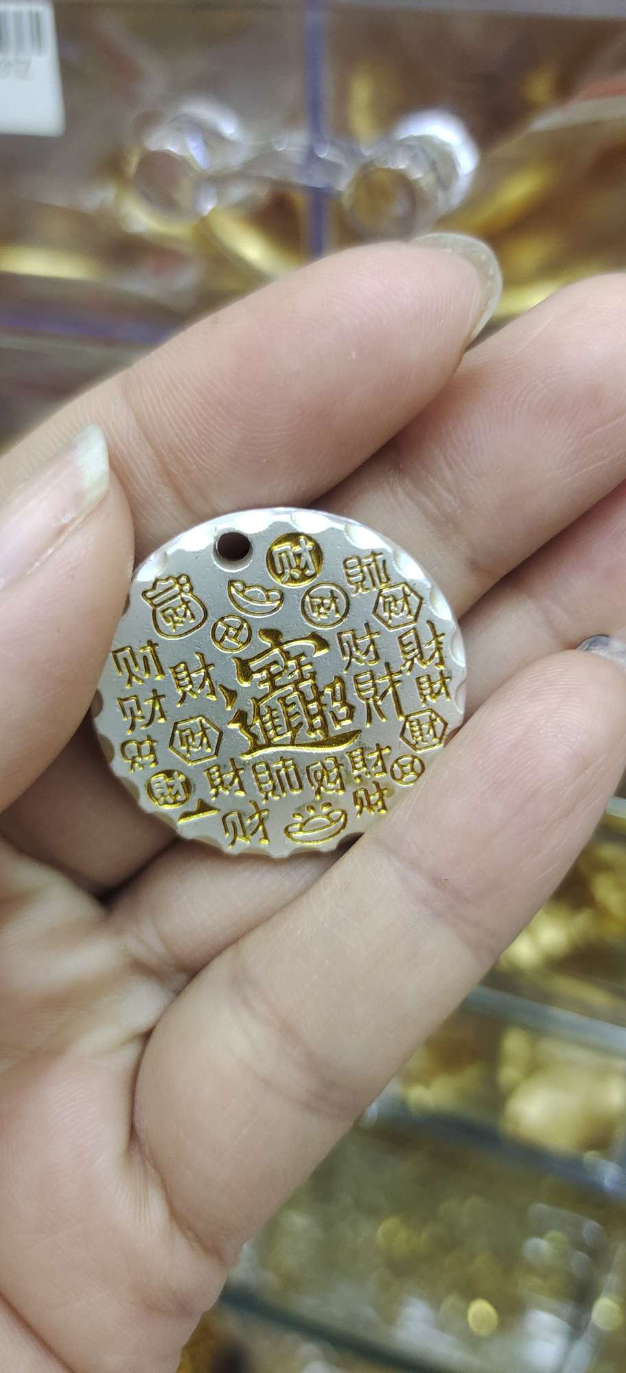 时尚饰品配件多款精选个性装饰品配件多样选择丰富搭配装扮饰品配件合集细节图