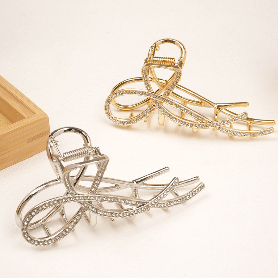 High-end water diamond grab clip, shark clip, women's large hair volume, metal hair clip, back of the head, hair grab clip, headwear detail image 2