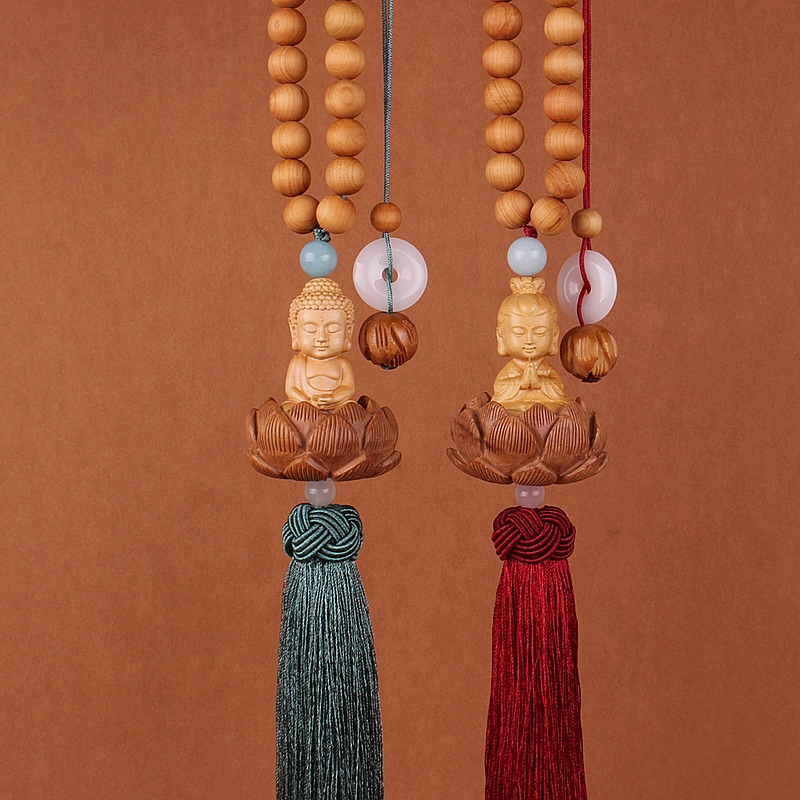 The same style of Lingyin Temple's popular "Safe and Sound" peach wood hand-carved three-dimensional lotus Buddha statue, bringing continuous good luck, car interior rearview mirror, car pendant Application Scenario