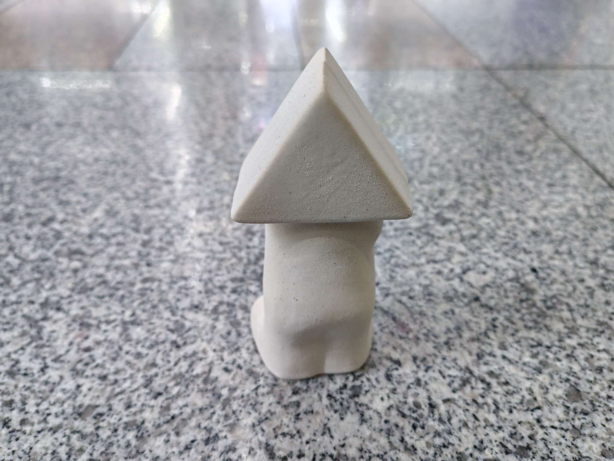 Ceramic ornaments, ceramic abstract statue ornaments, home decoration ornaments