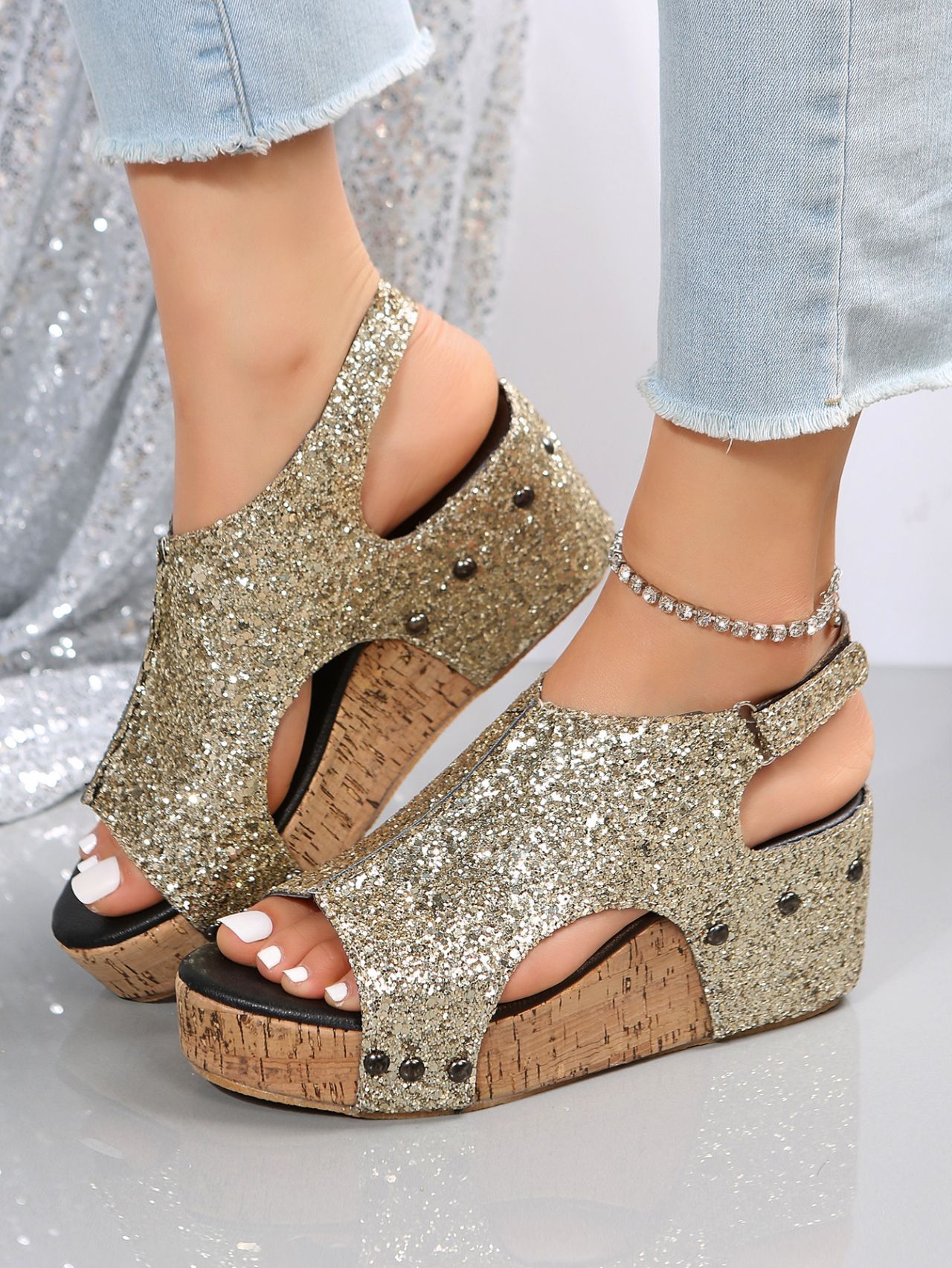 2023 New Spring/Summer large-sized wedge heel thick-soled fish-mouth sandals for women on ebay wish are in stock and available for direct delivery full figure
