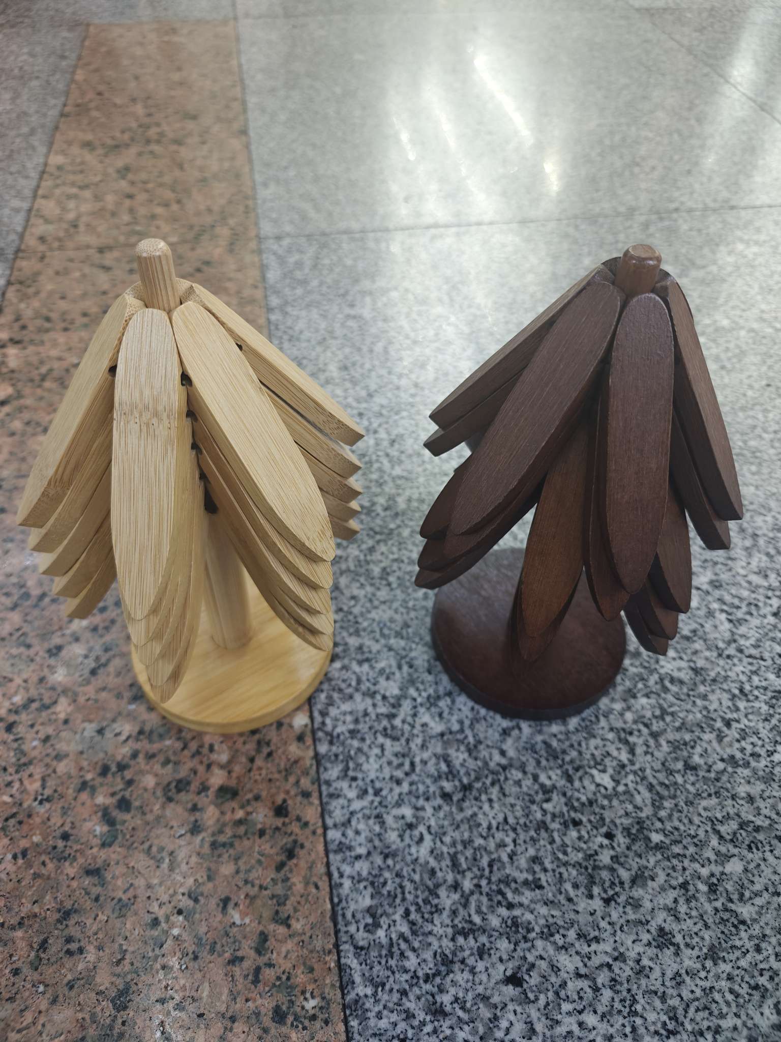 工艺品礼品木质手工雕刻黄花梨手饰桃木挂件小叶紫檀工艺品收藏品白底实物图