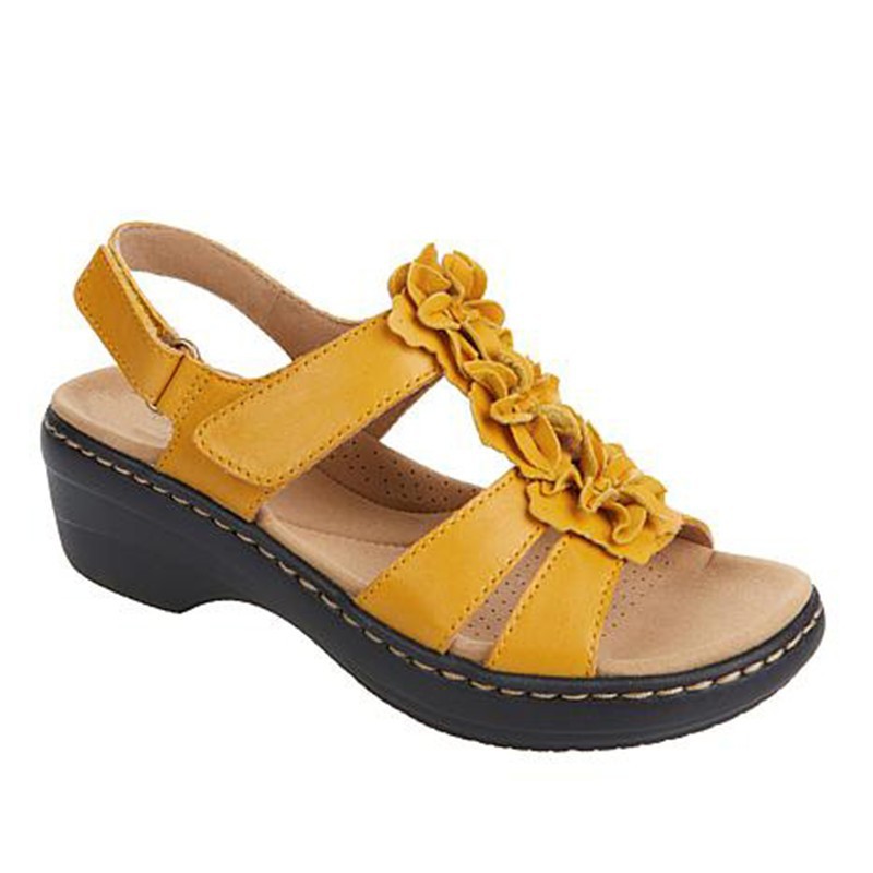Summer 2022 new European and American floral women's sandals with hollowed-out wedge heels and fish-mouth casual flip-flops for women, size 43 full figure