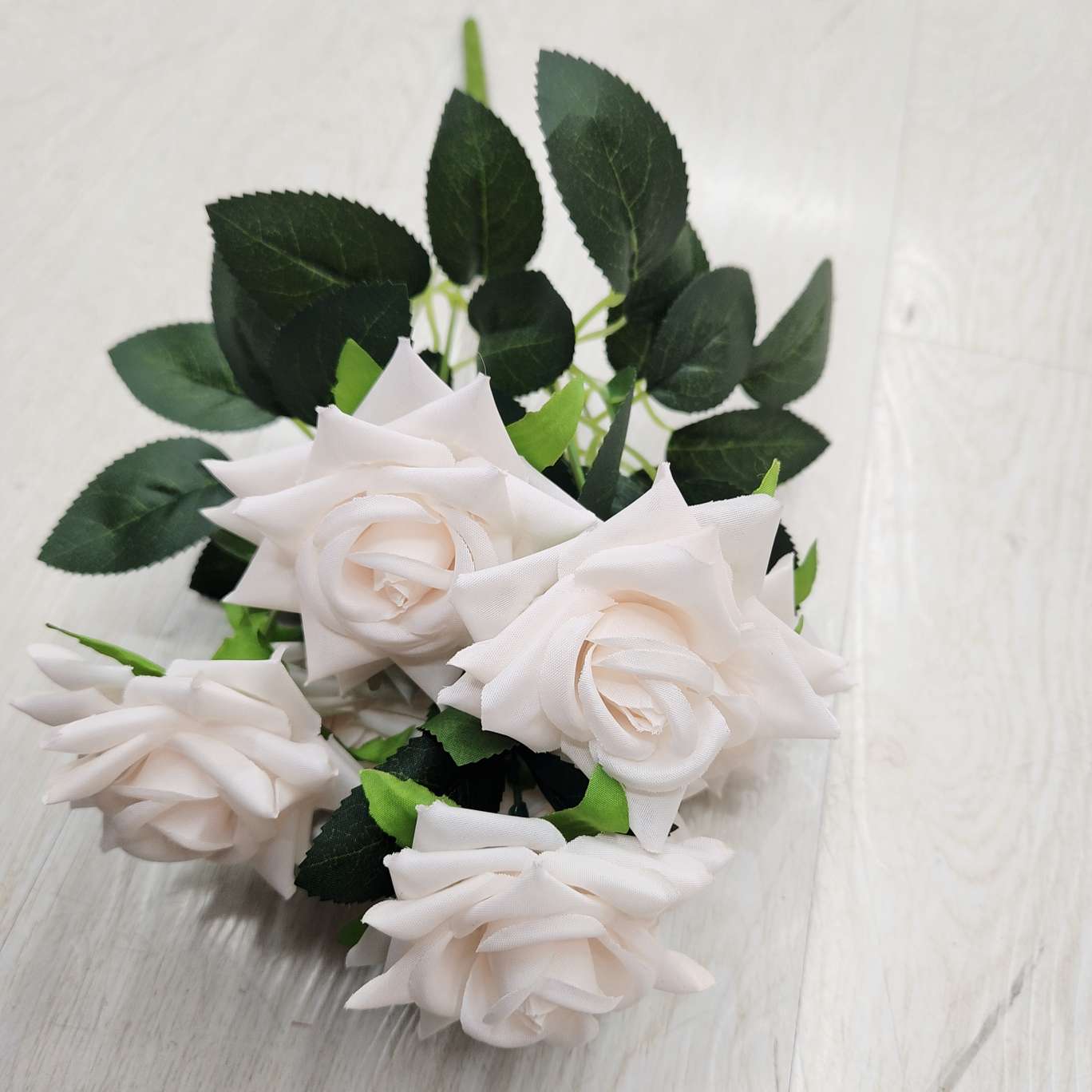 7-head 4-corner mid-rolled edge office simulation rose pole torch carnival night guide tool electroplated crochet bouquet cultural gardening decoration detail image 9