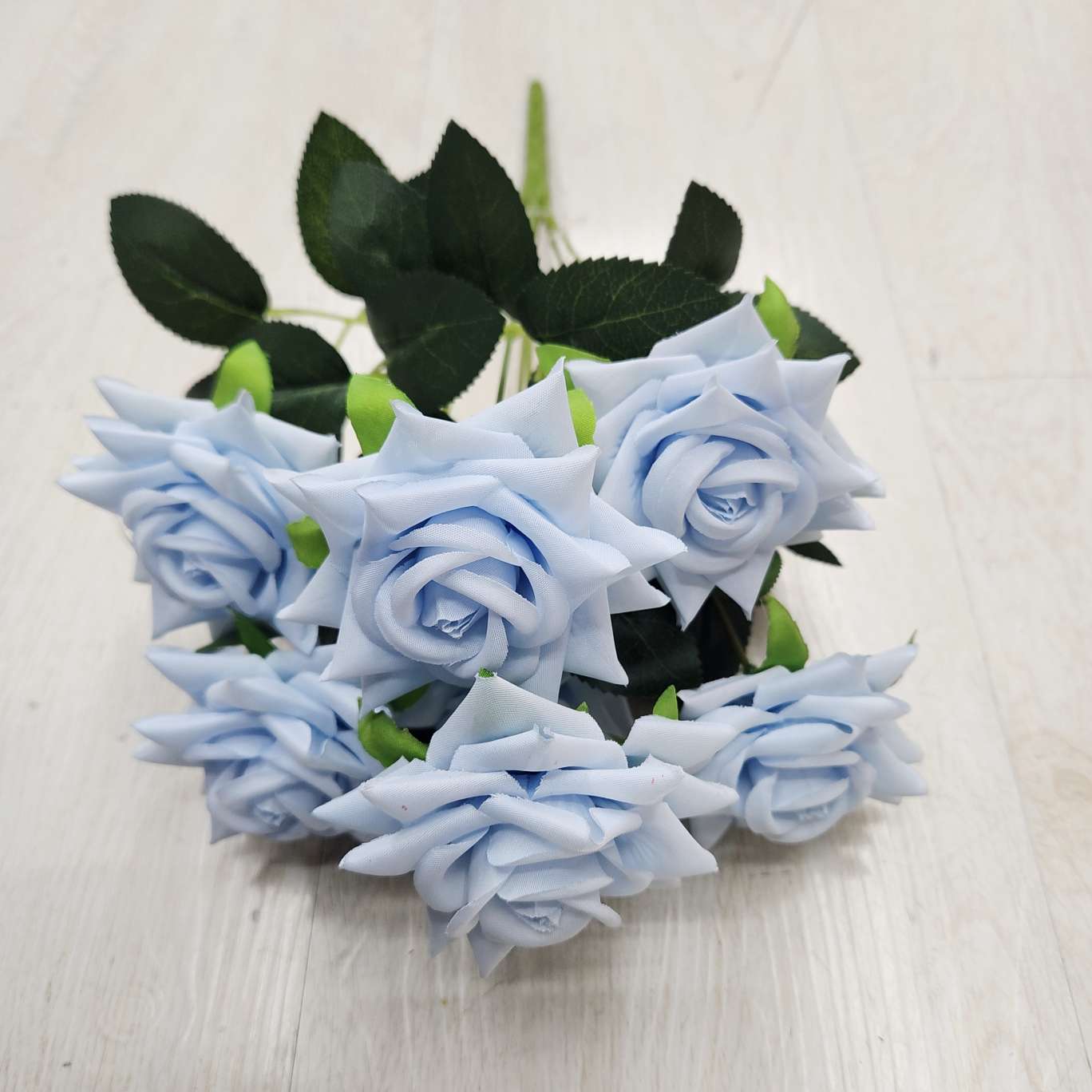 7-head 4-corner mid-rolled edge office simulation rose pole torch carnival night guide tool electroplated crochet bouquet cultural gardening decoration details Picture
