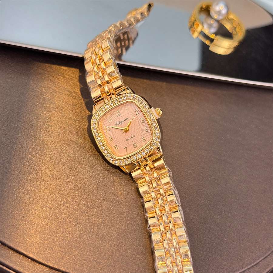 Ladies' fashionable steel band small square watch with embossed dial, cross-border quartz watch wholesale, foreign trade niche diamond-encrusted watch, women's best-selling watch detail image 4